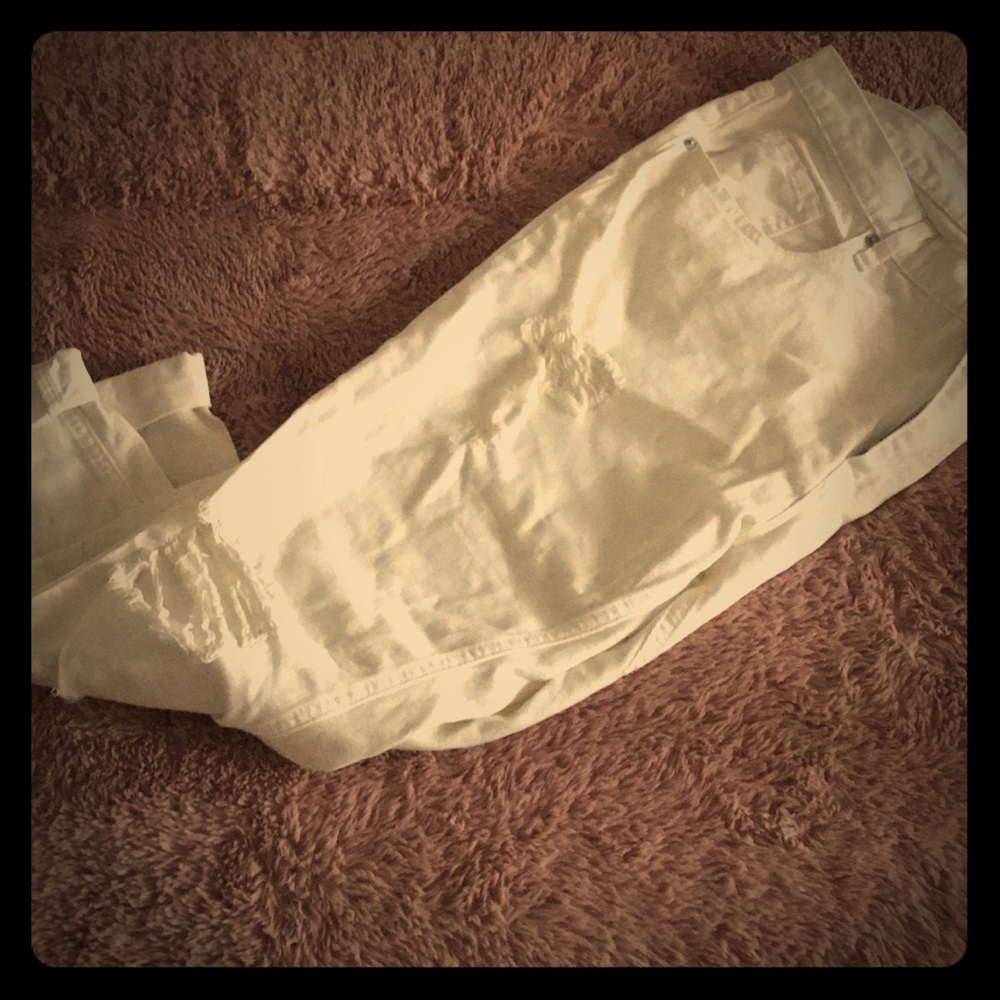 Bdg brand  boyfriend off white jeans